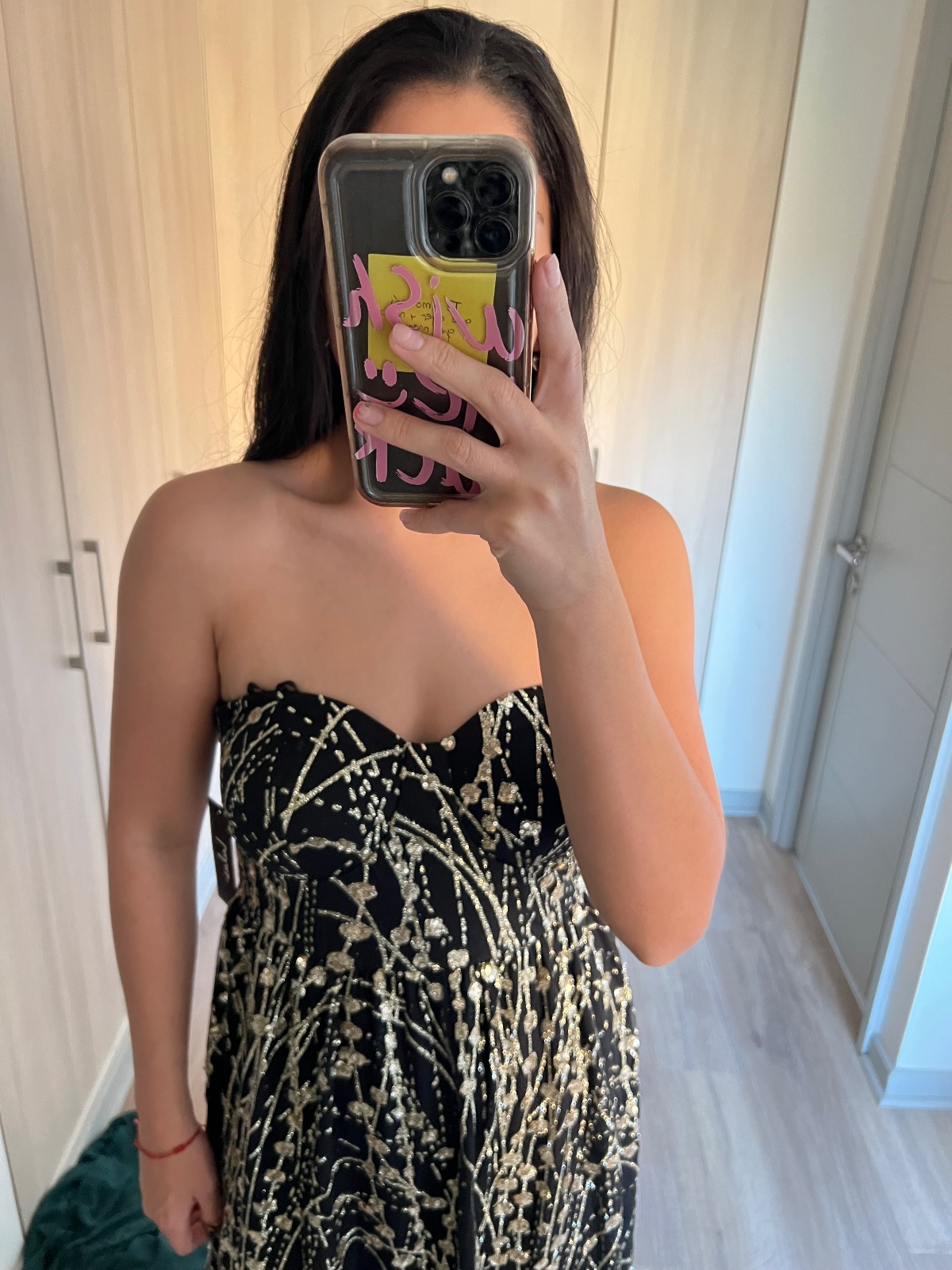 Vestido negro con dorado fiesta