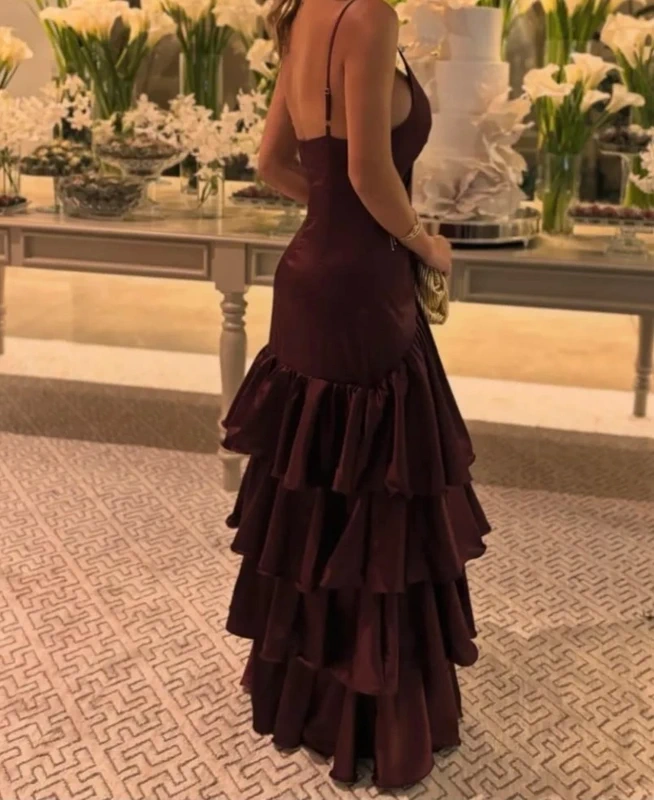 Vestido Venetia con volantes y tirantes finos 3