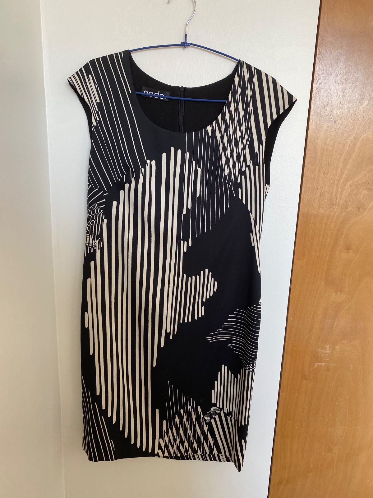 Vestido NODO negro estampado – Talla S 🖤