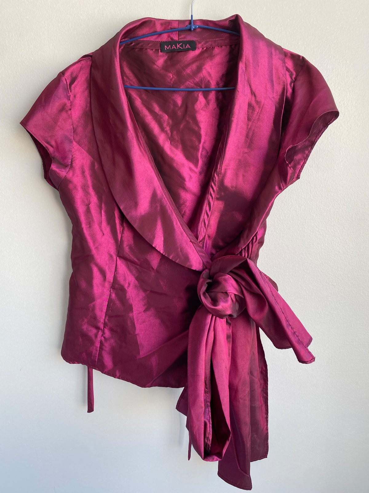 Chaqueta/Blusa de fiesta MAKIA fucsia – Talla S 💗✨