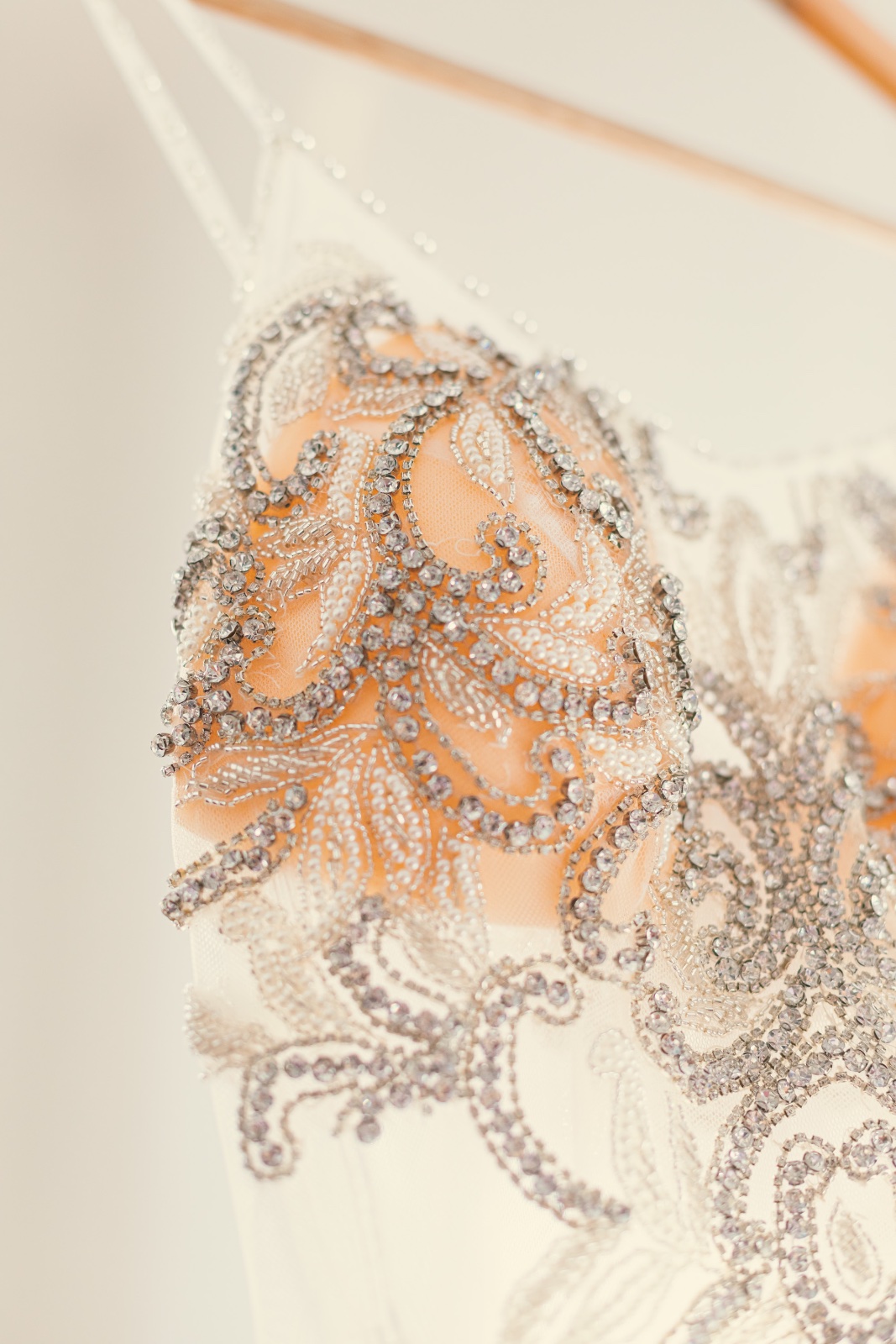 Vestido de novia encaje y pedrería